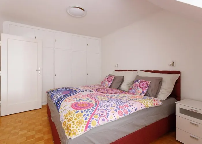 #livelikealocal Nestroyplatz Near Center Apartamento *